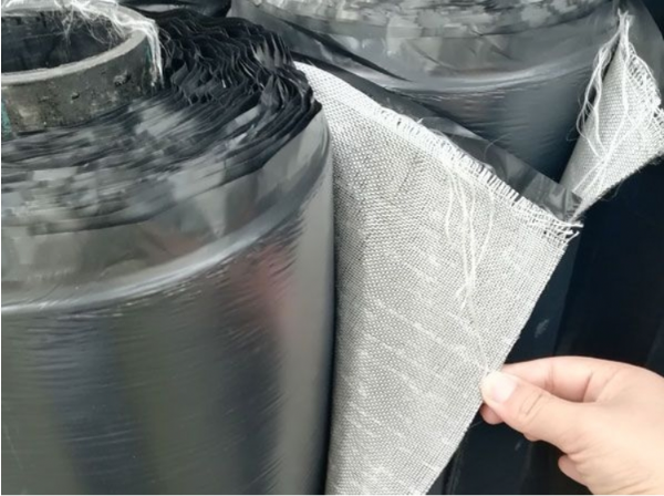 山东佳诺工程材料有限公司给大家介绍防裂贴、抗裂贴和贴缝带的区别